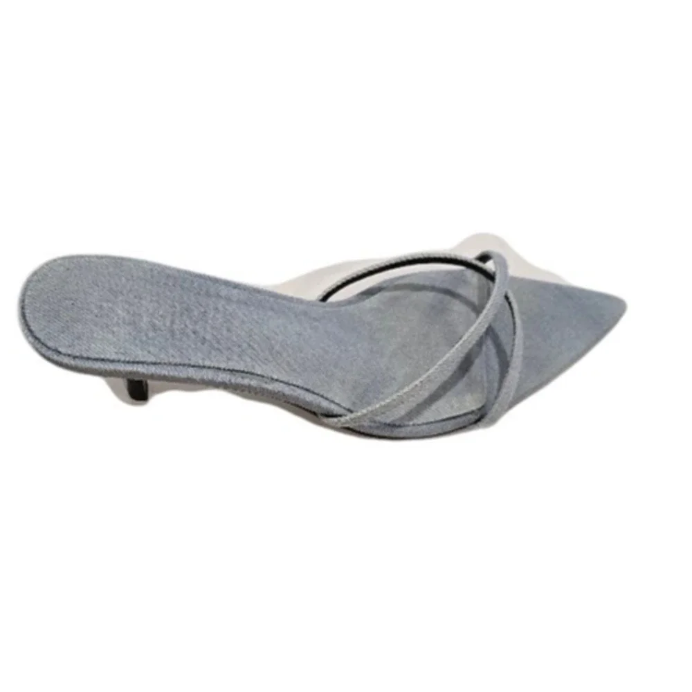 FEMME LA Copenhagen Kitten Slipper in Denim EUC Size 9